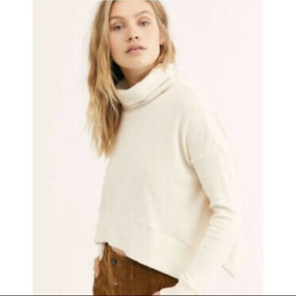Free People Look Sharp Ivory Cowl Neck Sweater Size L - Picture 5 of 9